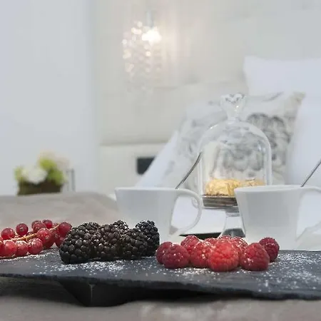 バチカン スタイル ゲストハウス 4*