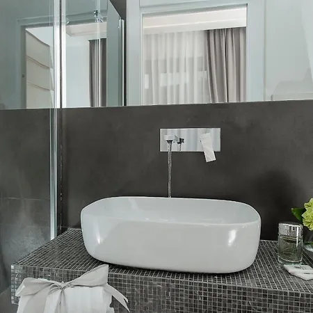 Vatican Style Guest house 4*