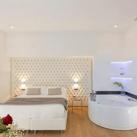 Vatican Style Guest house 4*